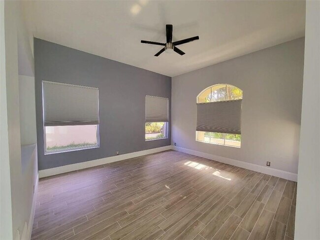 Building Photo - 3902 Trenton Ave