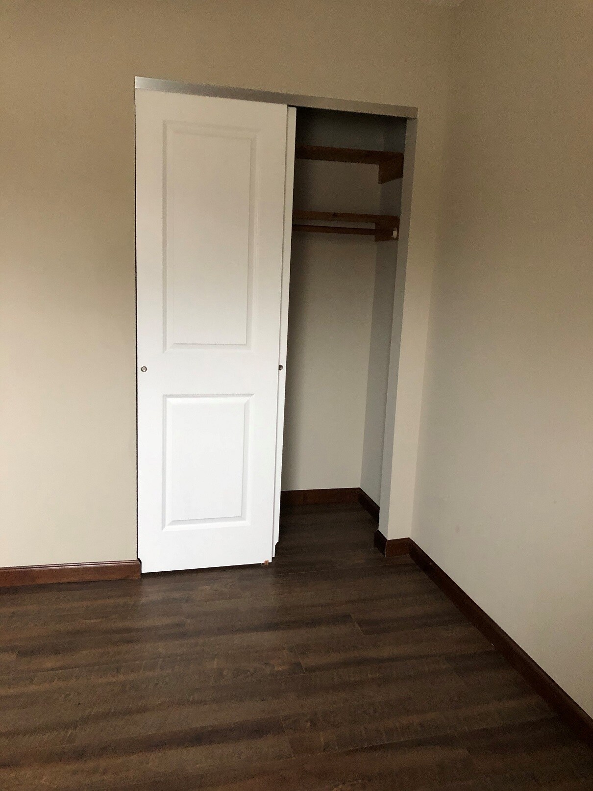 Building Photo - 509 Pepperhill Ct