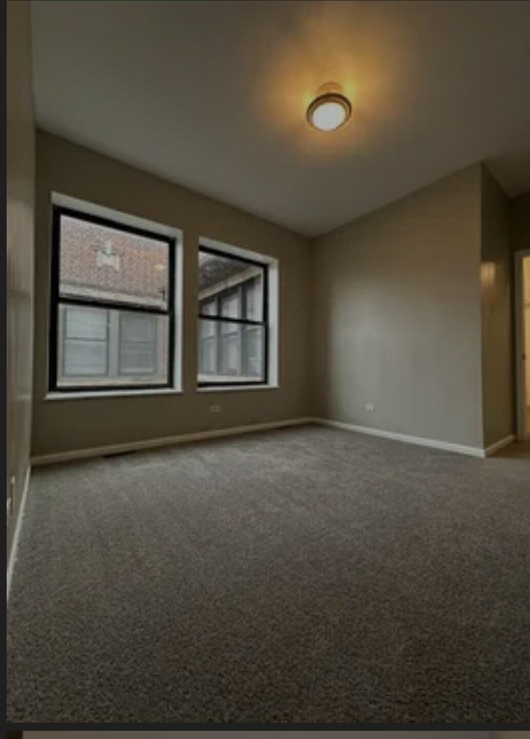 Building Photo - 4551 S Michigan Ave