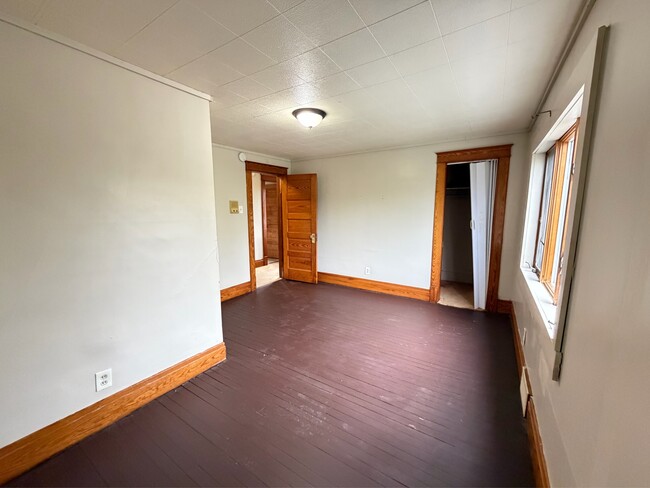 Building Photo - 784 15th St