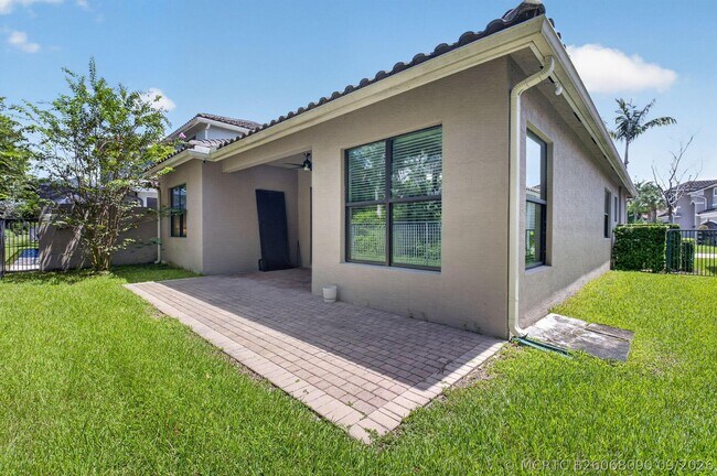 Building Photo - 13727 Moss Agate Ave
