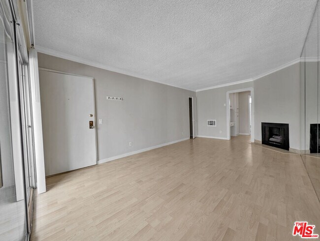 Building Photo - 1538 11th St