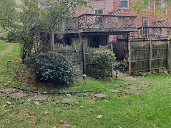 private entrance - 500 Meadow Hall Dr