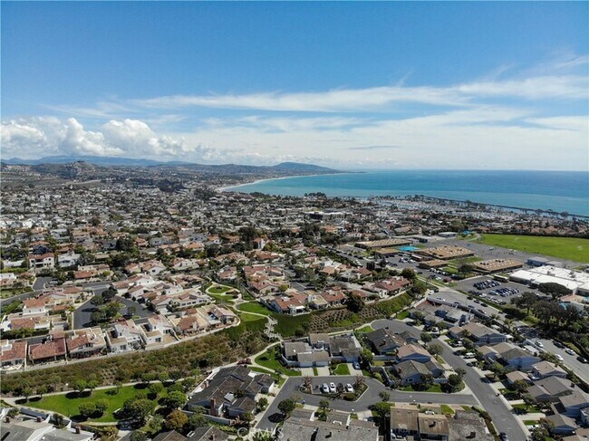 Building Photo - 33925 Faeroe Bay