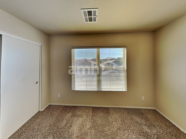 Building Photo - 8802 Salvestrin Point Ave