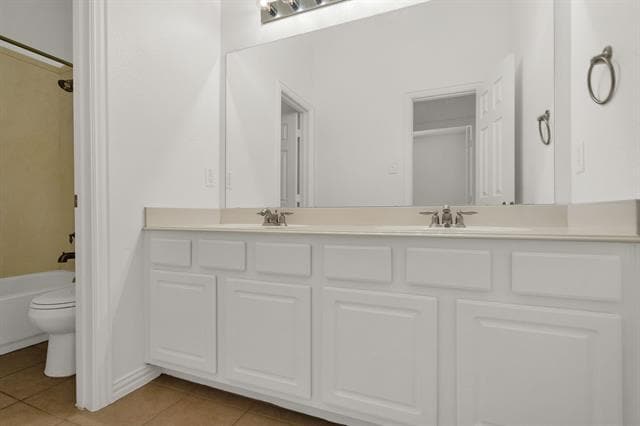 Building Photo - 3217 Hidden Springs Dr
