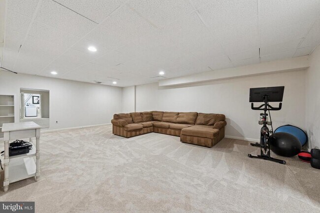Building Photo - 1415 Aspen Ct