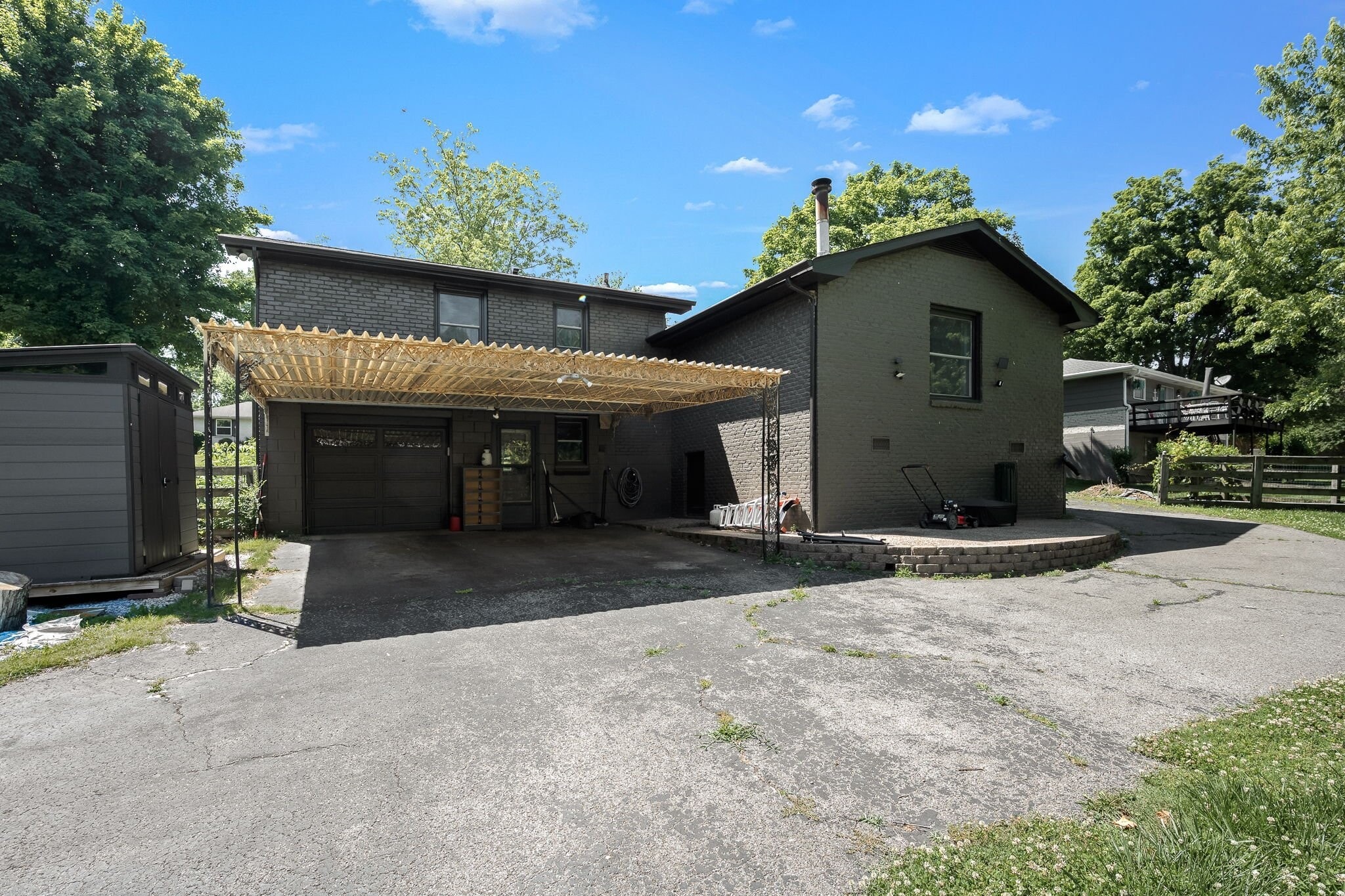 Building Photo - 4812 E Longdale Dr