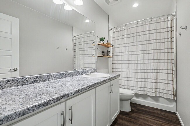 Building Photo - FABULOUS 4 BEDROOM HOME IN CUMBERLAND GREEN FOUNTAIN
