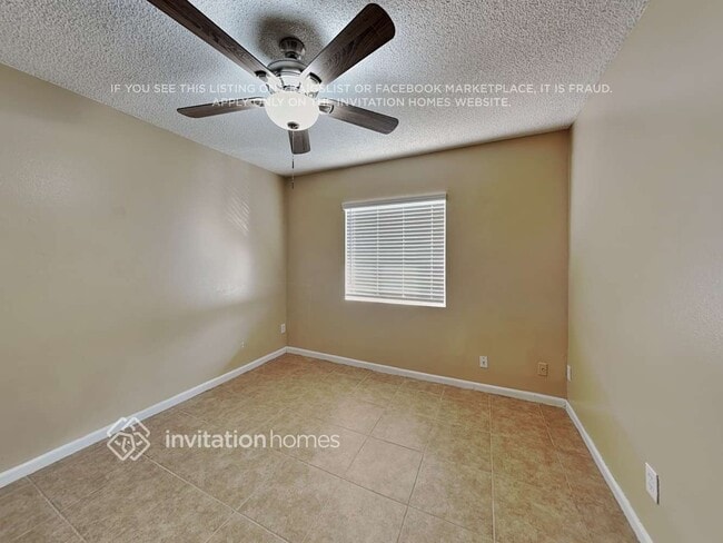 Building Photo - 9635 N 35th Ln