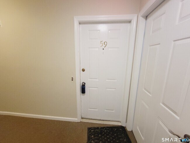 Building Photo - 59 Rockledge Loop