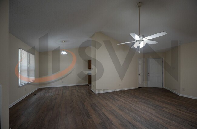 Building Photo - 3BR, 2BA Durham Home with Deck and LVP Flooring