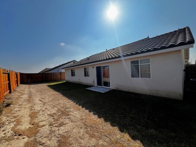 Building Photo - 812 Beaconsfield Ct