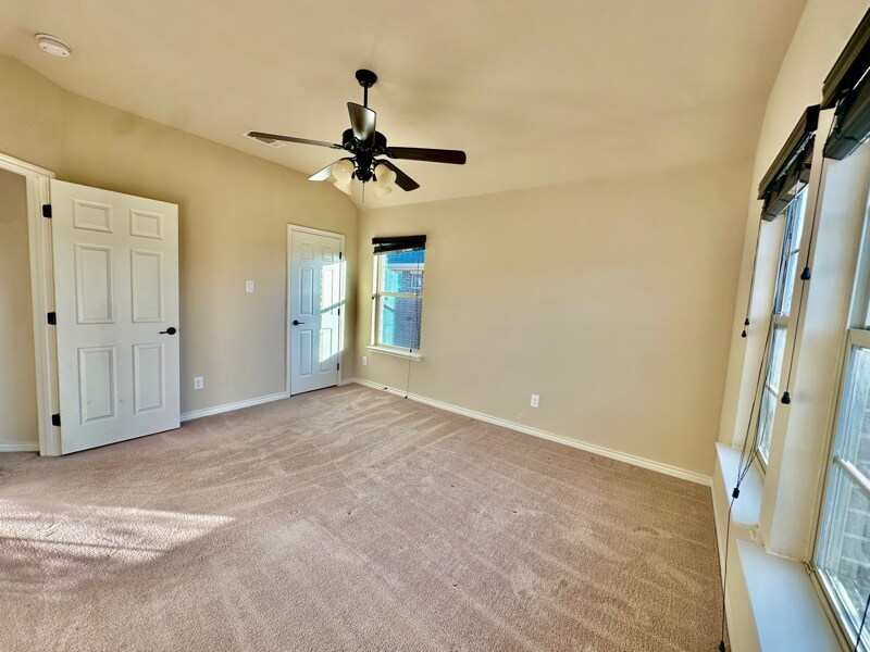 Building Photo - 705 Cypress Hill Dr