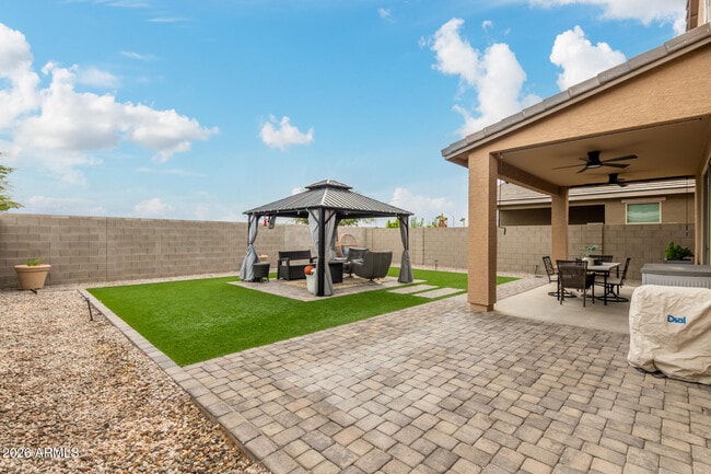 Building Photo - 12661 W Candelaria Dr