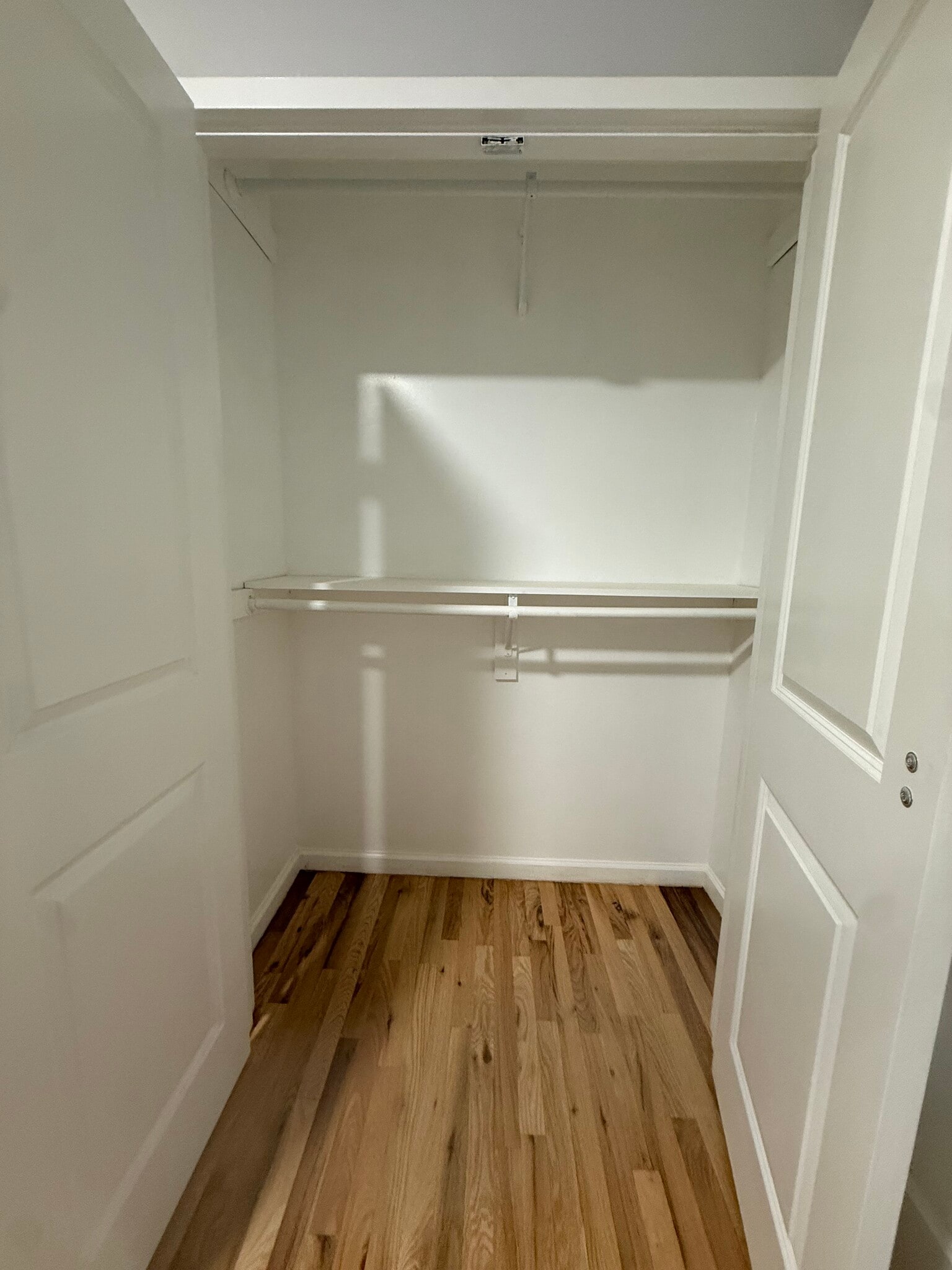 Building Photo - 982 Dumont Ave