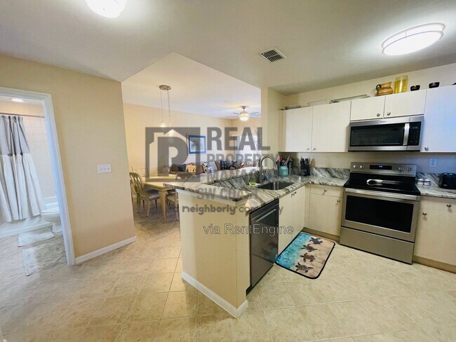 Building Photo - 15449 Bellamar Cir