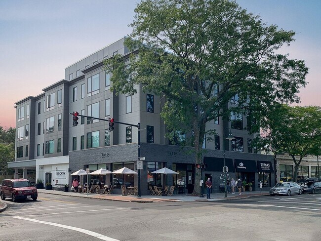 Building Photo - 1340 Boylston St