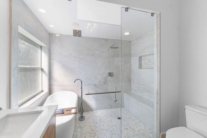 Building Photo - 23458 Torre Cir