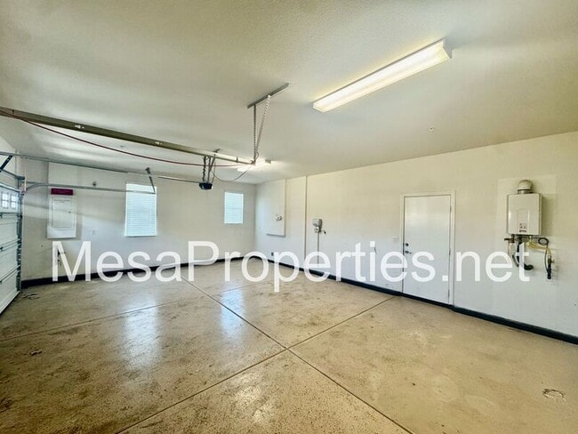 Building Photo - 13187 Oatman Dr