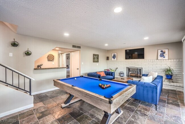 Building Photo - 5198 Hibbetts Dr