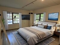 Building Photo - 324 Washington St