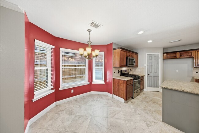 Building Photo - 13506 Spring Ct
