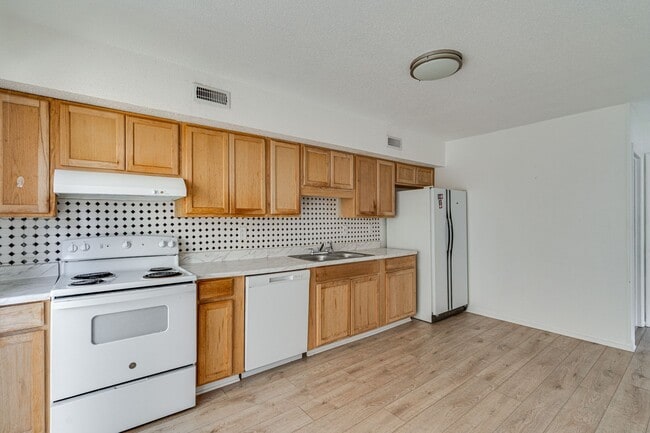 Building Photo - 732 Marley Way