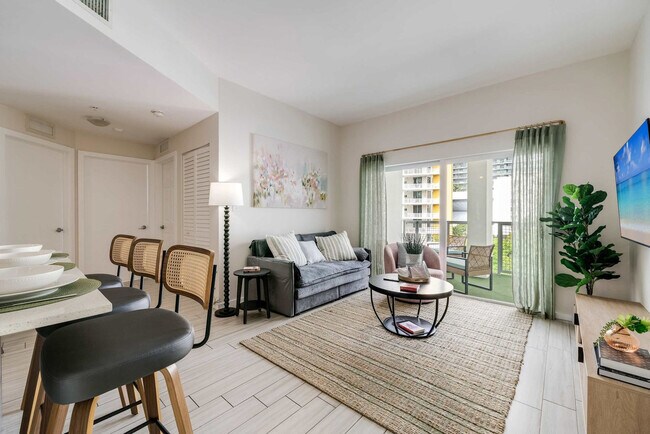 Primary Photo - 481 NE 29th St