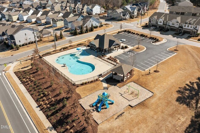 Building Photo - 2800 Lumber River Trl
