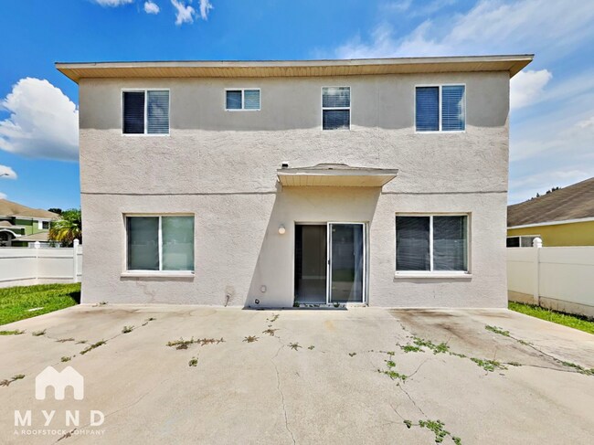 Building Photo - 12843 Longcrest Dr