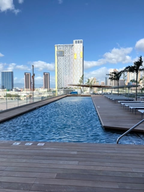 Building Photo - 1001 Queen St