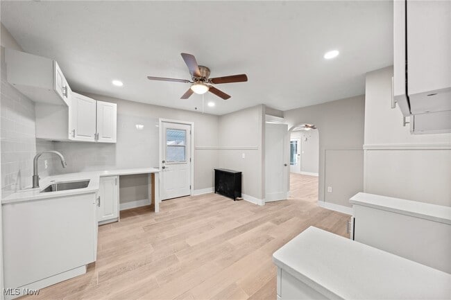 Building Photo - 10501 Park Heights Ave