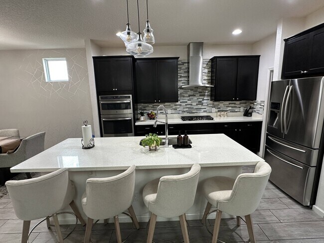 Building Photo - 7114 Brown Pelican Ct