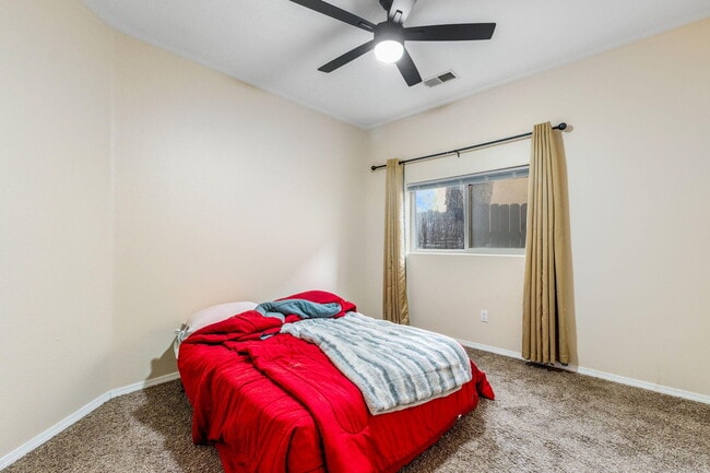 Building Photo - 1221 Paisano St NE