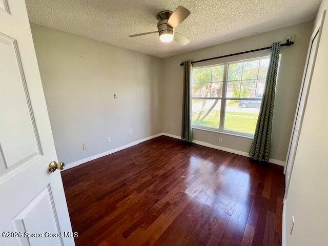 Building Photo - 8045 Bracken Ln