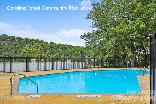 Building Photo - 630 Pine Lake Dr