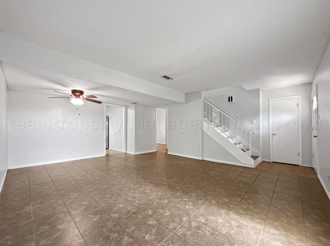 Building Photo - Charming Home in North Arlington