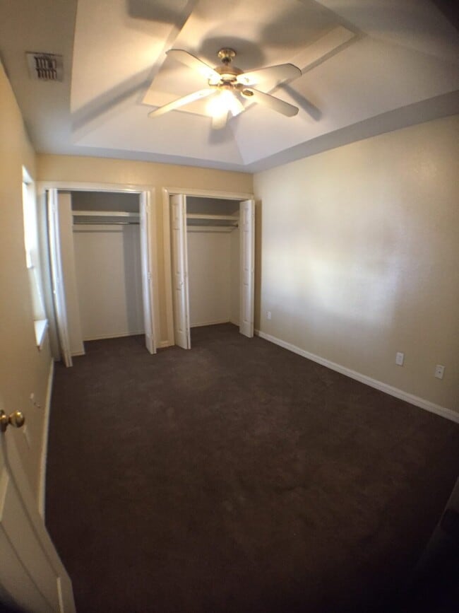 Building Photo - 2501 N I St