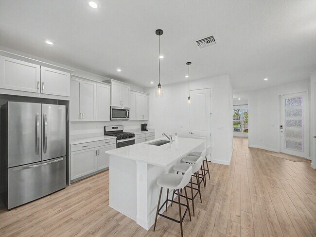 Building Photo - 9140 Remy Ln