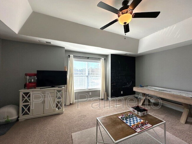 Building Photo - 226 Woolbright Ln