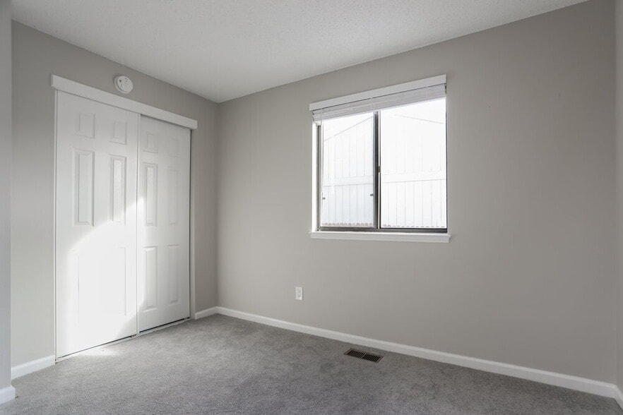 Building Photo - 8993 W Ontario Ave