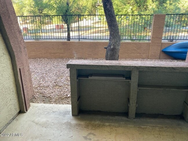 Building Photo - 520 E Weber Dr