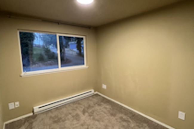 Building Photo - 3bd/1ba Duplex in Lakewood