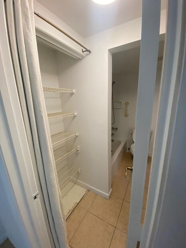 Building Photo - 4773 Sable Pine Cir