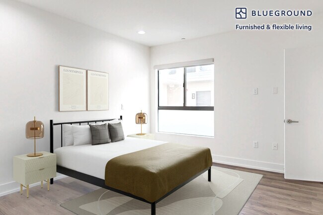 Building Photo - 807 N Hudson Ave