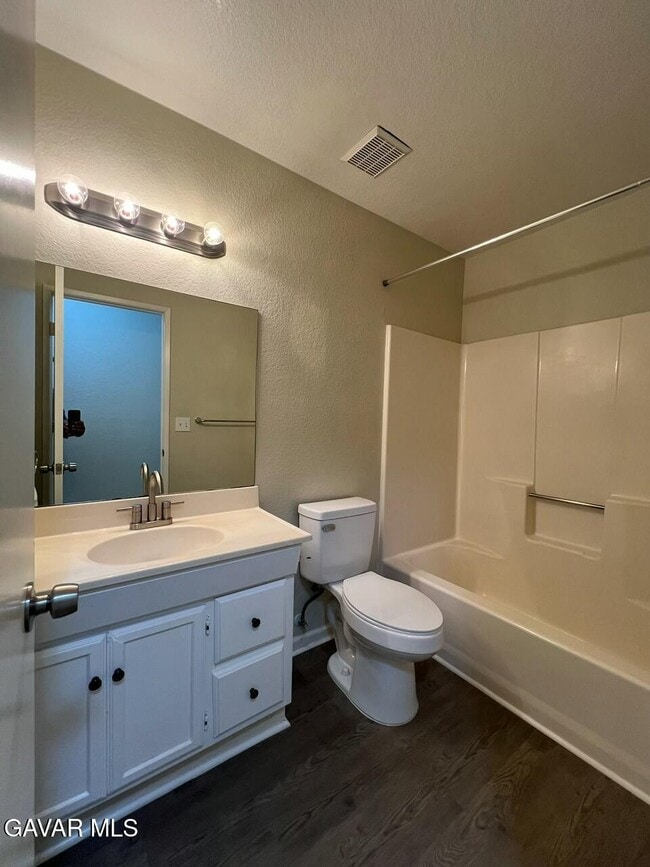 Building Photo - 11340 E Avenue R