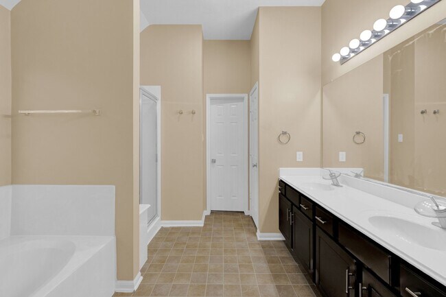 Building Photo - 1803 Riane Ln