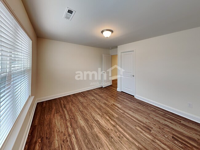 Building Photo - 4757 Chutney Dr