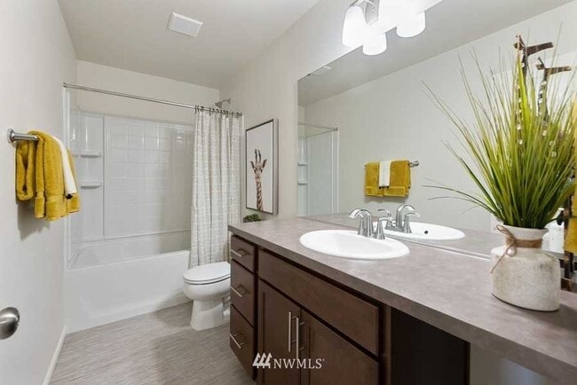 Building Photo - 1022 91st Ave SE